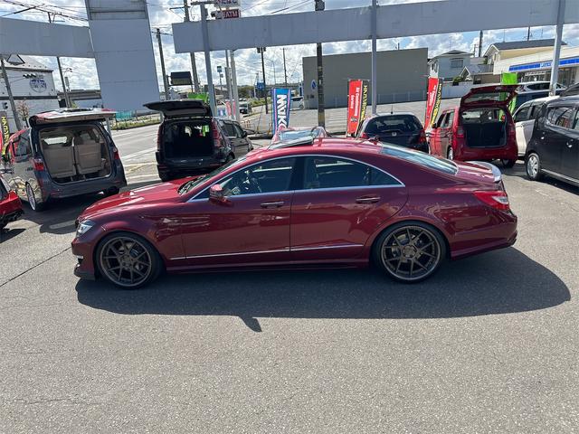 ＣＬＳクラス ＣＬＳ３５０　ブルーエフィシェンシー　関東仕入れ　カーボンスポイラー　カーボントランクスポイラー　ＷＡＬＤサイドステップ　マフラーカッター　スーパースター　レオンハルト　シュタイン２０インチＡＷカスタムカラー（73枚目）