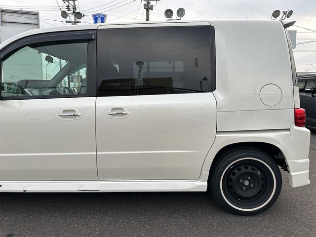 モビリオスパイク Ｗ　４ＷＤ　パワースライドドア　キーレス　パドルシフト　ＨＩＤ　ホワイトリボンタイヤ　　ＥＴＣ　オートエアコン（19枚目）