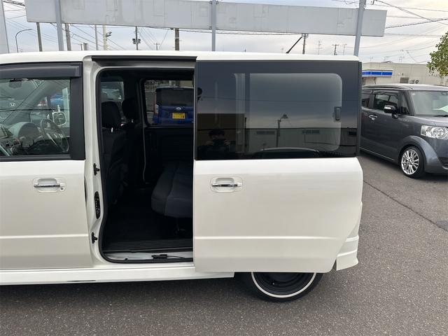 モビリオスパイク Ｗ　４ＷＤ　パワースライドドア　キーレス　パドルシフト　ＨＩＤ　ホワイトリボンタイヤ　　ＥＴＣ　オートエアコン（43枚目）