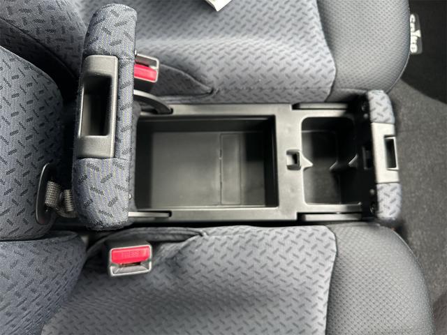 モビリオスパイク Ｗ　４ＷＤ　パワースライドドア　キーレス　パドルシフト　ＨＩＤ　ホワイトリボンタイヤ　　ＥＴＣ　オートエアコン（58枚目）