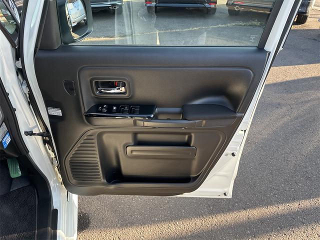 スペーシアカスタム ハイブリッドGS 4WD シートヒーター スマートキー プッシュスタート LEDヘッドライト バックカメラ 両側パスライドドア メモリーナビ(32枚目)