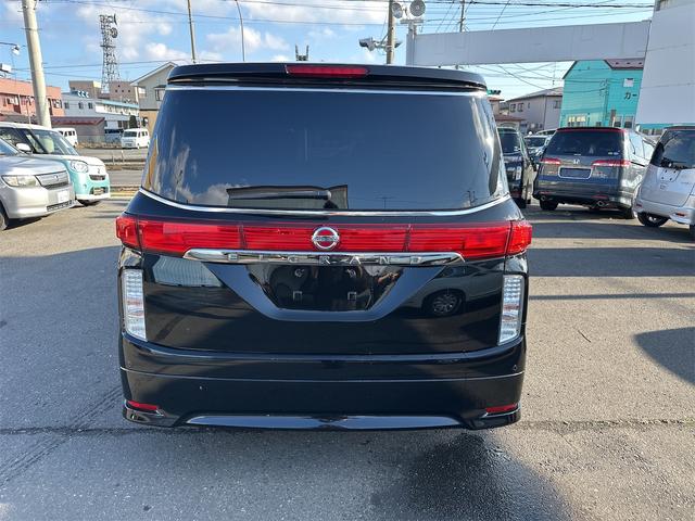 エルグランド ３５０ハイウェイスタープレミアム　４ＷＤ　サンルーフ　ローダウン　２０インチＡＷ　両側パワースライドドア　パワーバックドア　スマートキー　ＨＩＤ　レザーシート　シートヒーター（16枚目）