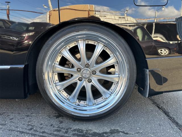 エルグランド ３５０ハイウェイスタープレミアム　４ＷＤ　サンルーフ　ローダウン　２０インチＡＷ　両側パワースライドドア　パワーバックドア　スマートキー　ＨＩＤ　レザーシート　シートヒーター（24枚目）