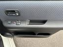 Ｗ　４ＷＤ　パワースライドドア　キーレス　パドルシフト　ＨＩＤ　ホワイトリボンタイヤ　　ＥＴＣ　オートエアコン（29枚目）