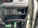 Ｗ　４ＷＤ　パワースライドドア　キーレス　パドルシフト　ＨＩＤ　ホワイトリボンタイヤ　　ＥＴＣ　オートエアコン（53枚目）