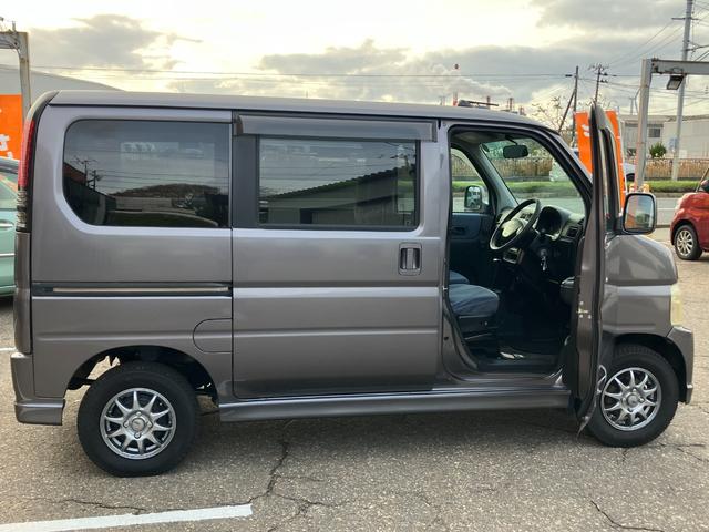 バモス M 4WD 両側スライドドア エアコン パワステ リアヒーター(9枚目)