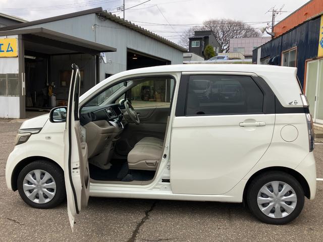 Ｎ－ＷＧＮ Ｇ　２ＷＤ　スマートキー　オートエアコン（11枚目）