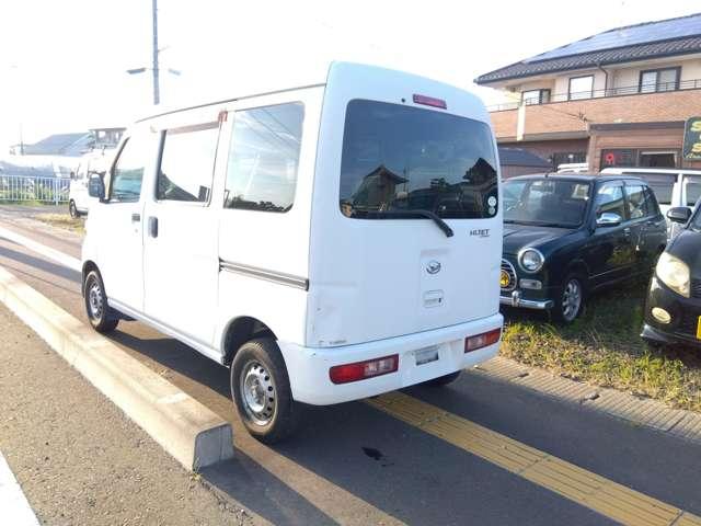 ハイゼットカーゴ デラックスリミテッド　デラックス・ハイルーフ・車検２付・４ＷＤ・走行７５０００キロ（6枚目）