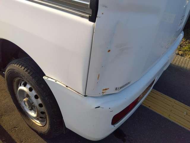 ハイゼットカーゴ デラックスリミテッド　デラックス・ハイルーフ・車検２付・４ＷＤ・走行７５０００キロ（21枚目）