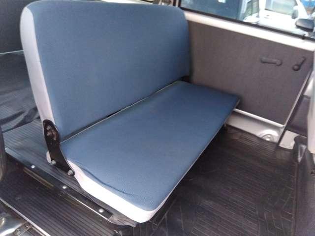 サンバーバン トランスポーター ≪車検2年付≫・5Fマニュアル・切替4WD・タイベル交換ステッカー有り(15枚目)