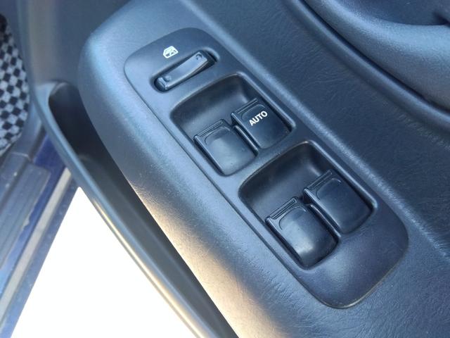 アルト Ｌｂ　≪車検２年付≫・走行６９６００キロ・５Ｆマニュアル・４ＷＤ（16枚目）