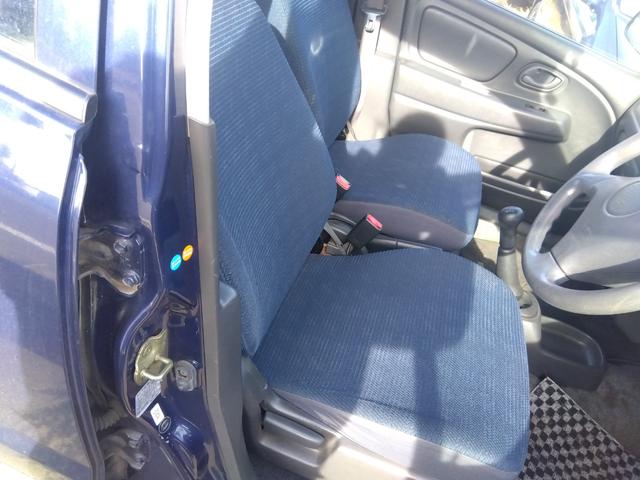 アルト Ｌｂ　≪車検２年付≫・走行６９６００キロ・５Ｆマニュアル・４ＷＤ（18枚目）