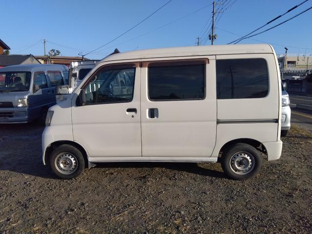 ハイゼットカーゴ ≪車検2年付≫・5Fマニュアル・4WD・修復歴Rフロア修正(4枚目)