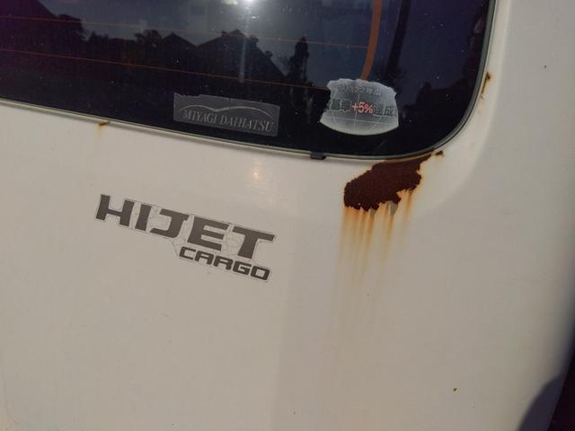 ハイゼットカーゴ ≪車検2年付≫・5Fマニュアル・4WD・修復歴Rフロア修正(23枚目)