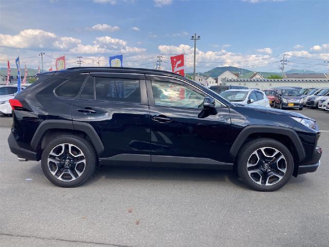 ＲＡＶ４ アドベンチャー　４ＷＤ　セーフティセンス　横滑り防止装置　Ｔ－ｃｏｎｎｅｃｔ９インチナビ　ＥＴＣ２．０　Ｂｌｕｔｅｔｏｏｔｈ　バックカメラ　レーダークルーズ　ＬＥＤオートライト／ハイビーム　パワーシート　純正１９ＡＷ（45枚目）