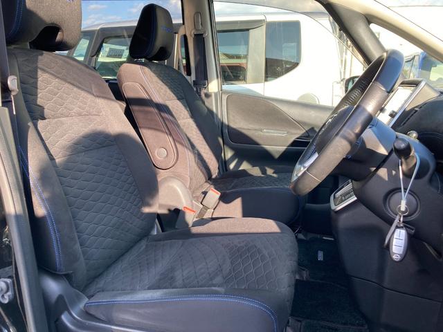セレナ オーテック　セーフティパッケージ　４ＷＤ　プロパイロット　追突防止装置　誤発進防止装置　横滑り防止装置　純正９インチフルセグナビ　Ｂｌｕｔｅｔｏｏｔｈ接続　全方位モニター　両側自動ドア　レーダークルーズ　シートヒーター　ＬＥＤライト（33枚目）