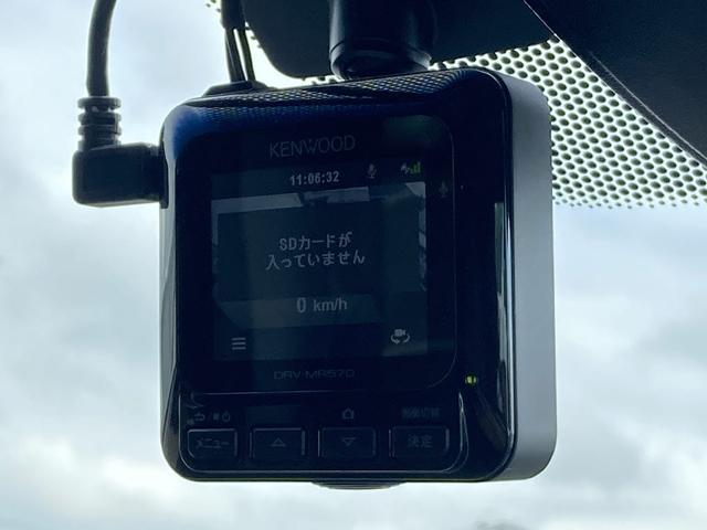 ステップワゴンスパーダ スパーダハイブリッド　Ｇ・ＥＸ　ホンダセンシング　追突防止装置　誤発進防止装置　純正９インチフルセグＳＤナビ　Ｂｌｕｔｅｔｏｏｔｈ接続　後席モニター　バックカメラ　両側自動ドア　レーダークルーズ　両席シートヒーター　ＬＥＤオートライト　横滑り防止装置（15枚目）