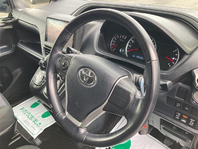 ヴォクシー ZS 煌 4WD アルパイン製9インチフルセグメモリーナビ アルパイン製後席モニター 両側電動スライドドア バックカメラ ETC LEDヘッドランプ オートライト スマートキー アイドリングストップ(12枚目)