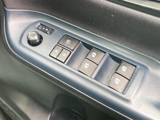 ヴォクシー ZS 煌 4WD アルパイン製9インチフルセグメモリーナビ アルパイン製後席モニター 両側電動スライドドア バックカメラ ETC LEDヘッドランプ オートライト スマートキー アイドリングストップ(25枚目)
