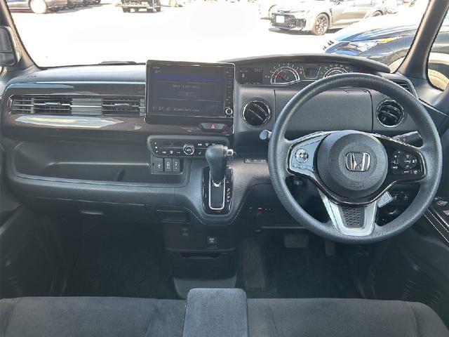 N-BOXカスタム G・Lホンダセンシング 4WD 純正8インチフルセグメモリーナビ 両側電動スライドドア 衝突被害軽減システム バックカメラ ETC LEDヘッドライト オートライト スマートキー レーンアシスト シートヒーター(7枚目)