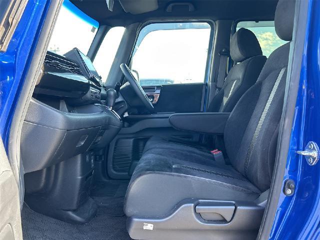 N-BOXカスタム G・Lホンダセンシング 4WD 純正8インチフルセグメモリーナビ 両側電動スライドドア 衝突被害軽減システム バックカメラ ETC LEDヘッドライト オートライト スマートキー レーンアシスト シートヒーター(31枚目)