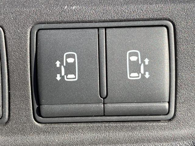 セレナ Ｇ　４ＷＤ　純正フルセグメモリーナビ　後席モニター　ＤＶＤ再生　Ｂｌｕｅｔｏｏｔｈ　両側電動スライド　ＬＥＤヘッドランプ　スマートキー　キーレス　オートクルーズコントロール　アイドリングストップ（20枚目）