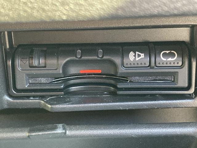 セレナ Ｇ　４ＷＤ　純正フルセグメモリーナビ　後席モニター　ＤＶＤ再生　Ｂｌｕｅｔｏｏｔｈ　両側電動スライド　ＬＥＤヘッドランプ　スマートキー　キーレス　オートクルーズコントロール　アイドリングストップ（21枚目）