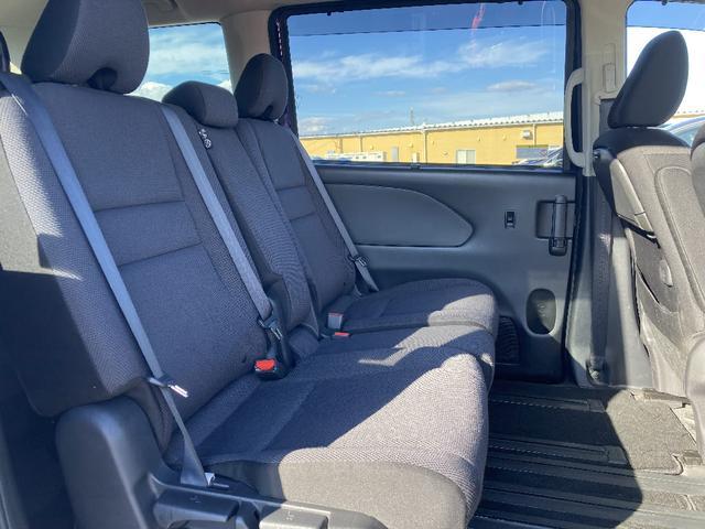 セレナ Ｇ　４ＷＤ　純正フルセグメモリーナビ　後席モニター　ＤＶＤ再生　Ｂｌｕｅｔｏｏｔｈ　両側電動スライド　ＬＥＤヘッドランプ　スマートキー　キーレス　オートクルーズコントロール　アイドリングストップ（31枚目）