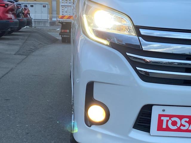 デイズルークス ハイウェイスター X Gパッケージ 4WD ターボ 追突防止装置 カロッツェリアワンセグSDナビ Blutetooth接続 DVD再生 バックカメラ スマートキー ETC 両側自動ドア HIDオートライト リアクーラー サイドエアバッグ(45枚目)