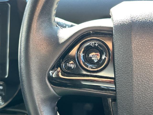 プリウス Ｓ　４ＷＤ　社外メモリーナビ　ＣＤ　Ｂｌｕｅｔｏｏｔｈ　バックカメラ　衝突被害軽減システム　ＥＴＣ　ＬＥＤヘッドランプ　スマートキー　レーンアシスト　オートクルーズコントロール　オートライト（20枚目）