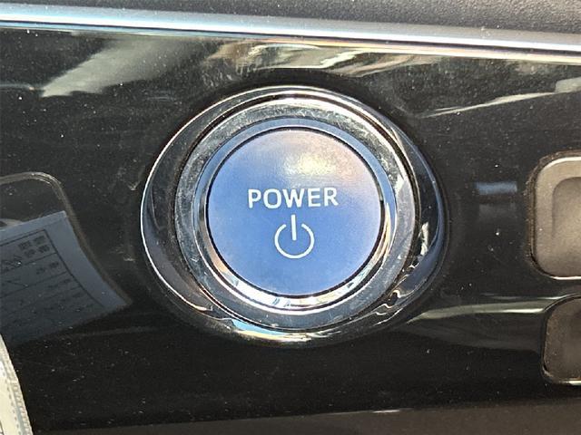 プリウス Ｓ　４ＷＤ　社外メモリーナビ　ＣＤ　Ｂｌｕｅｔｏｏｔｈ　バックカメラ　衝突被害軽減システム　ＥＴＣ　ＬＥＤヘッドランプ　スマートキー　レーンアシスト　オートクルーズコントロール　オートライト（23枚目）