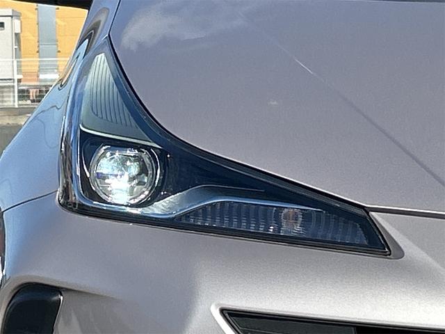 プリウス Ｓ　４ＷＤ　社外メモリーナビ　ＣＤ　Ｂｌｕｅｔｏｏｔｈ　バックカメラ　衝突被害軽減システム　ＥＴＣ　ＬＥＤヘッドランプ　スマートキー　レーンアシスト　オートクルーズコントロール　オートライト（54枚目）