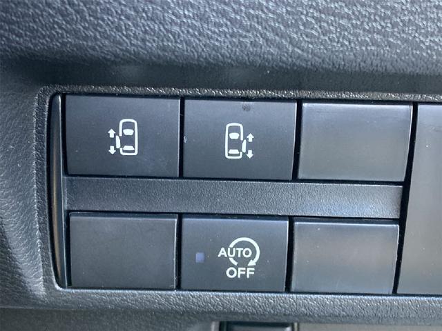 車両の画像を２０枚掲載させて頂きましたが、わかりにくい部分はございませんか？お見積やお車の状態や装備、ご購入方法等ご案内をさせていただきますので、サイト専用の在庫確認・見積依頼（無料）をご利用下さい。