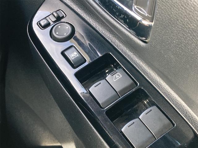 全車ルームクリーニングを行なっております。クリーニングのプロが行なっておりますので、前オーナー様の使用感もほとんど感じられません。