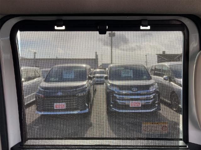 当店は最新鋭の設備を完備した大型工場併設店です☆車検・点検などオーナー様の信頼を得られるよう日々整備士達は努力を欠かしません。ハイブリッドに関する知識や診断機など確りご用意し安心をお届けします☆