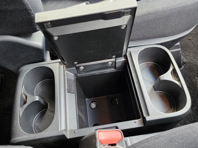 デリカＤ：５ Ｄ　パワーパッケージ　４ＷＤ　ターボ　ワンオーナー　アルパイン９インチフルセグナビ　Ｂｌｕｔｅｔｏｏｔｈ接続　バックカメラ　フリップダウンモニター　両側自動ドア　シートヒーター　ＨＩＤオートライト　クルーズコントロール（33枚目）