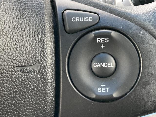 フィットハイブリッド Sパッケージ 4WD 純正フルセグSDナビ Blutetooth接続 バックカメラ エンジンスターター LEDオートライト クルーズコントロール ワイパーデアイサー ミラーヒーター 横滑り防止装置 パドルシフト(21枚目)