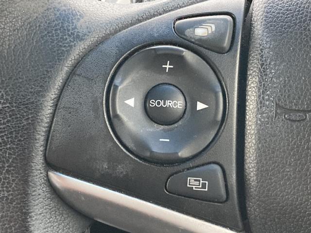 フィットハイブリッド Sパッケージ 4WD 純正フルセグSDナビ Blutetooth接続 バックカメラ エンジンスターター LEDオートライト クルーズコントロール ワイパーデアイサー ミラーヒーター 横滑り防止装置 パドルシフト(22枚目)