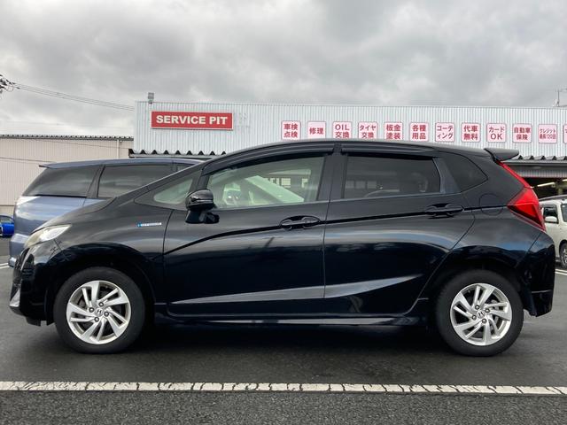 フィットハイブリッド Sパッケージ 4WD 純正フルセグSDナビ Blutetooth接続 バックカメラ エンジンスターター LEDオートライト クルーズコントロール ワイパーデアイサー ミラーヒーター 横滑り防止装置 パドルシフト(44枚目)