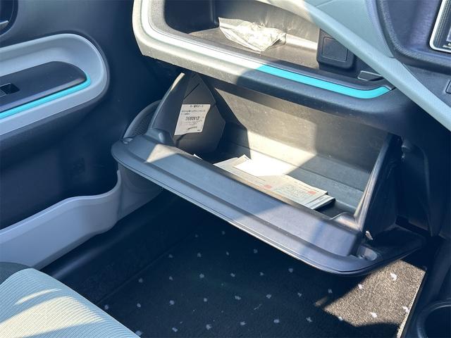 アクア S 純正フルセグSDナビ 純正CD DVD再生 ETC バックカメラ Blutetooth接続 スマートキー ワイパーデアイサー オートライト 横滑り防止装置 トラクションコントロール イモビライザー(21枚目)