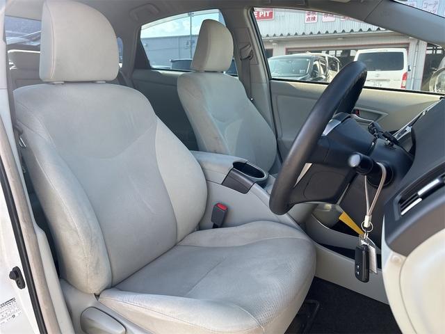 プリウス S カロッツェリア製フルセグメモリーナビCD/DVD/BT接続可能バックカメラLEDオートライトフロントフォグランプスマートキーサイドエアバック(25枚目)