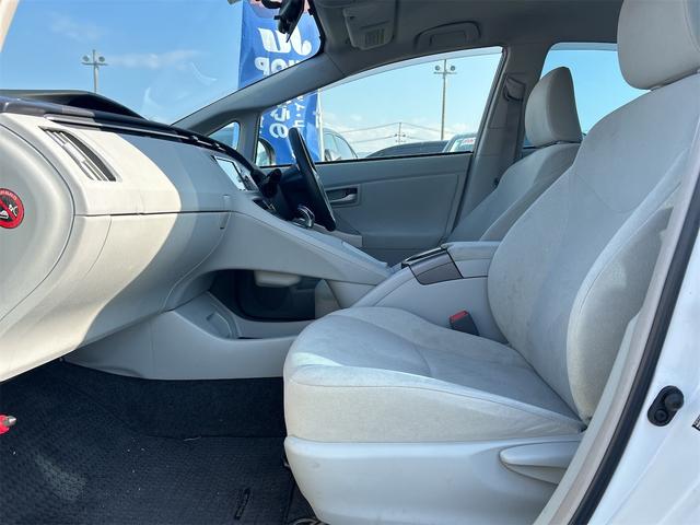 プリウス S カロッツェリア製フルセグメモリーナビCD/DVD/BT接続可能バックカメラLEDオートライトフロントフォグランプスマートキーサイドエアバック(30枚目)