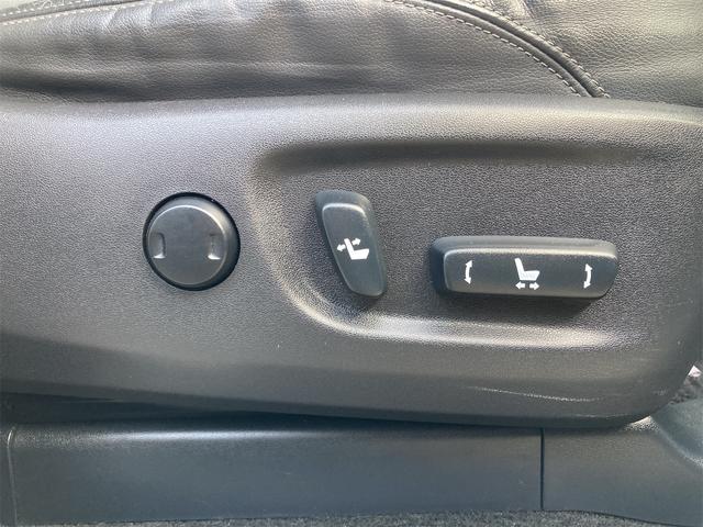 ランドクルーザープラド TX Lパッケージ 4WD ディーゼルターボ 3列シート 7人乗り 純正フルセグメモリーナビ バックカメラ ETC スマートキー 革シート パワーシート シートヒーター クルーズコントロール オートライト 横滑り防止装置(24枚目)