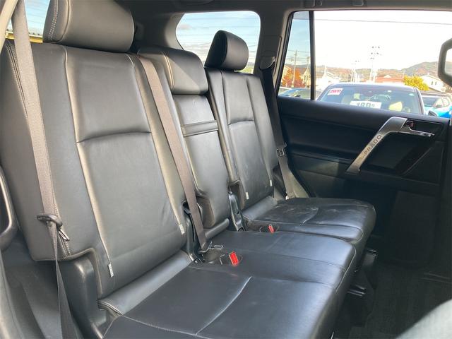 ランドクルーザープラド TX Lパッケージ 4WD ディーゼルターボ 3列シート 7人乗り 純正フルセグメモリーナビ バックカメラ ETC スマートキー 革シート パワーシート シートヒーター クルーズコントロール オートライト 横滑り防止装置(27枚目)