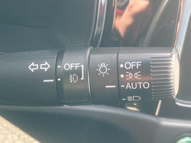 シャトル ハイブリッド ホンダセンシング 4WD ホンダセンシング 純正メモリーナビ バックカメラ リアコーナーセンサー ETC 横滑り防止装置 サイド/カーテンエアバック サイドミラーヒーター オートハイビーム トラクションコントロール(19枚目)