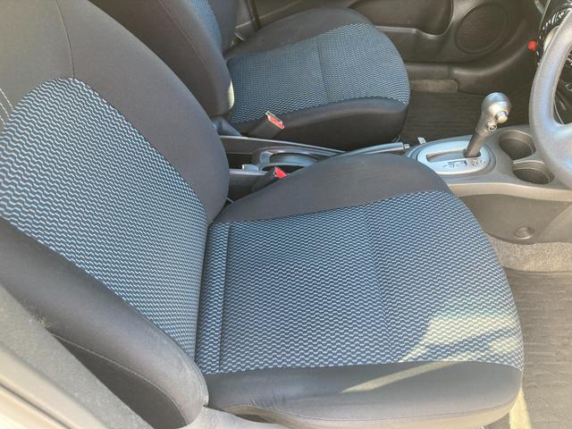 ノート X FOUR 4WD 純正フルセグSDナビ 純正CD DVD再生 Blutetooth接続 バックカメラ ETC 純正EGスターター ハロゲンライト トラクションコントロール 横滑り防止装置 AAC ウレタンステア(25枚目)