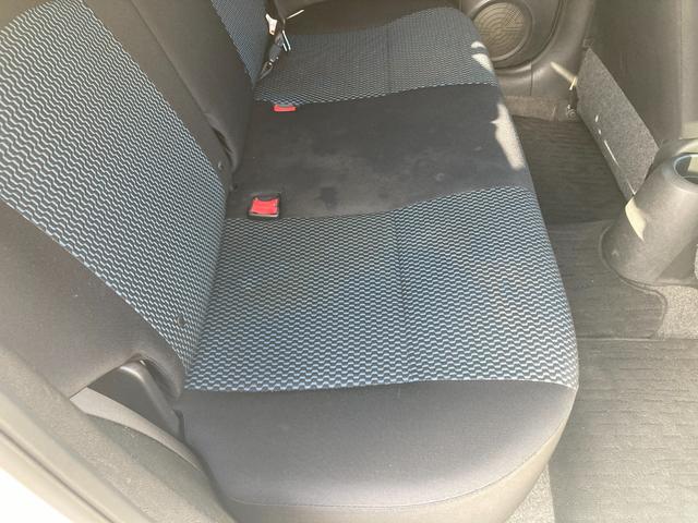 ノート X FOUR 4WD 純正フルセグSDナビ 純正CD DVD再生 Blutetooth接続 バックカメラ ETC 純正EGスターター ハロゲンライト トラクションコントロール 横滑り防止装置 AAC ウレタンステア(28枚目)