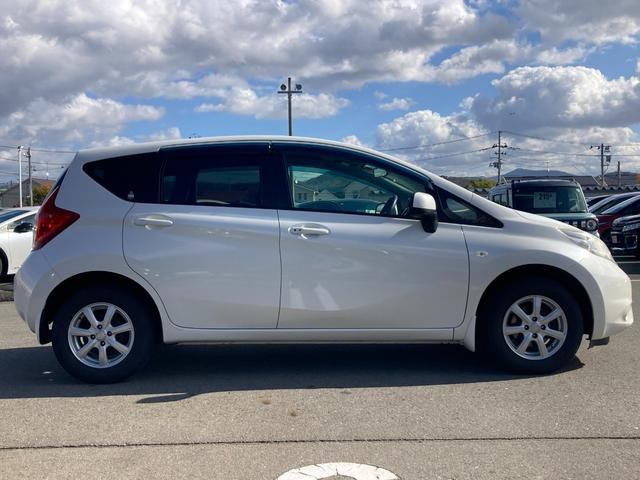 ノート X FOUR 4WD 純正フルセグSDナビ 純正CD DVD再生 Blutetooth接続 バックカメラ ETC 純正EGスターター ハロゲンライト トラクションコントロール 横滑り防止装置 AAC ウレタンステア(41枚目)