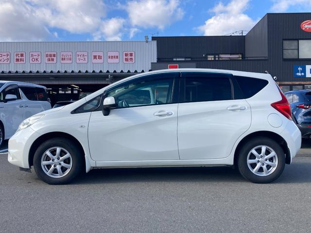 ノート X FOUR 4WD 純正フルセグSDナビ 純正CD DVD再生 Blutetooth接続 バックカメラ ETC 純正EGスターター ハロゲンライト トラクションコントロール 横滑り防止装置 AAC ウレタンステア(45枚目)