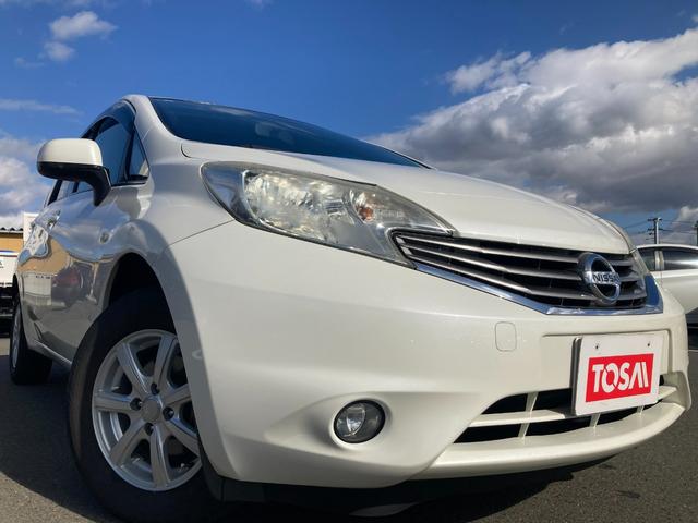 ノート X FOUR 4WD 純正フルセグSDナビ 純正CD DVD再生 Blutetooth接続 バックカメラ ETC 純正EGスターター ハロゲンライト トラクションコントロール 横滑り防止装置 AAC ウレタンステア(50枚目)